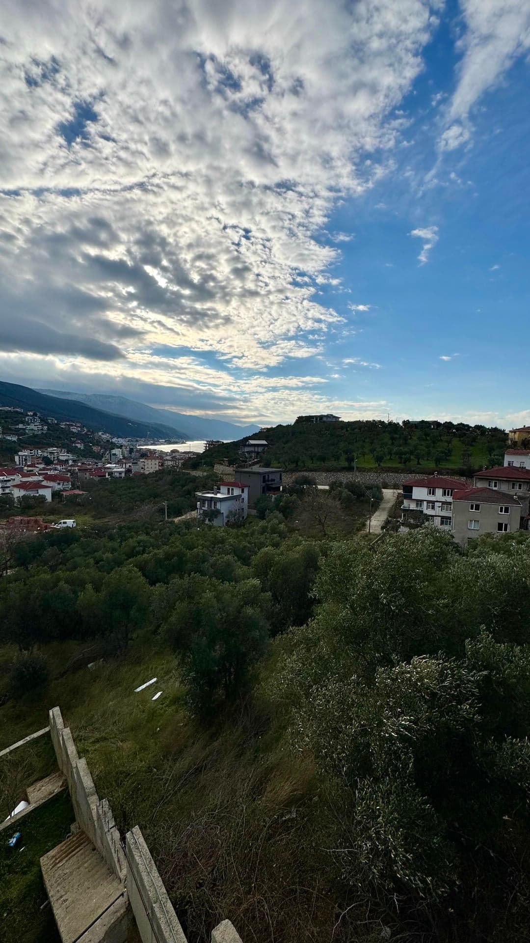 Esenköy’de 500 m² İki Villa İmarlı Arsa | İstanbul Takaslı