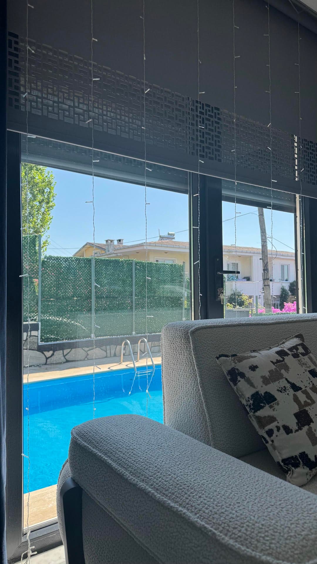 Esenköy Çeşmede Özel Havuzlu Deniz Manzaralı Eşyalı 3+1 Villa