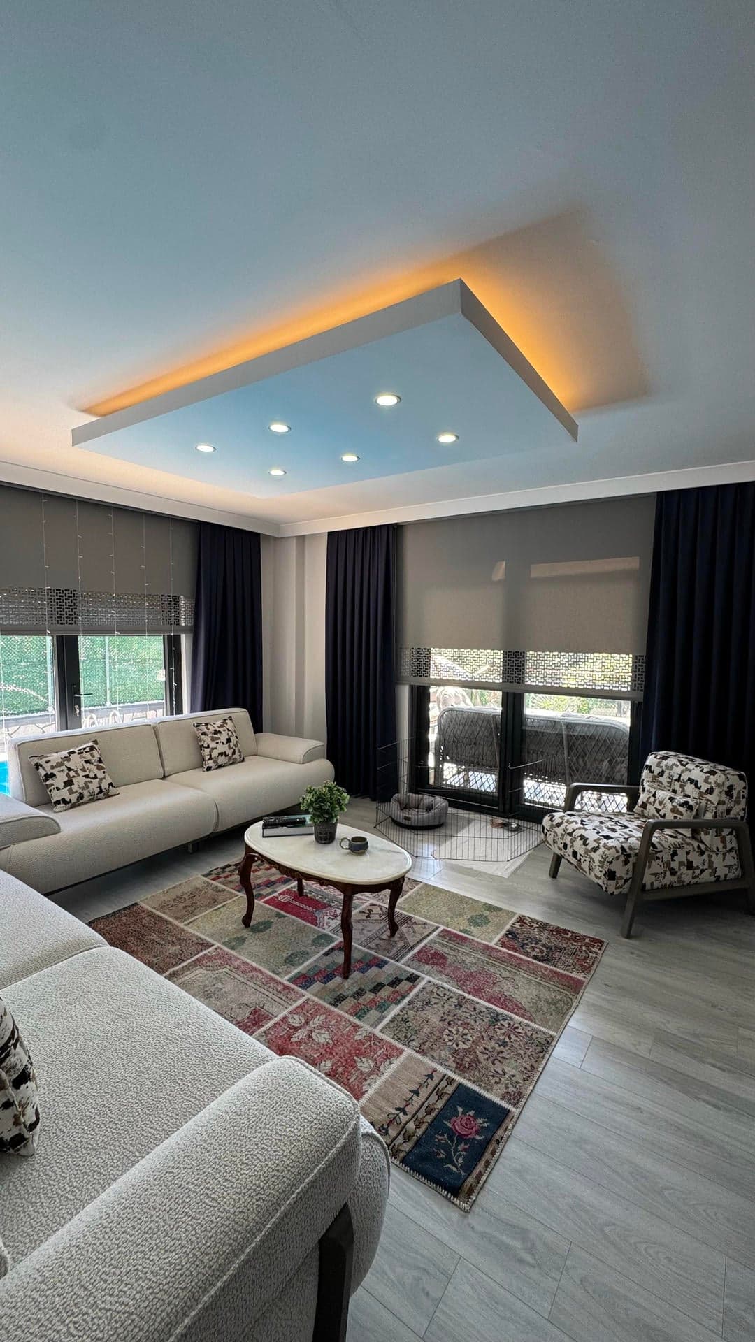 Esenköy Çeşmede Özel Havuzlu Deniz Manzaralı Eşyalı 3+1 Villa