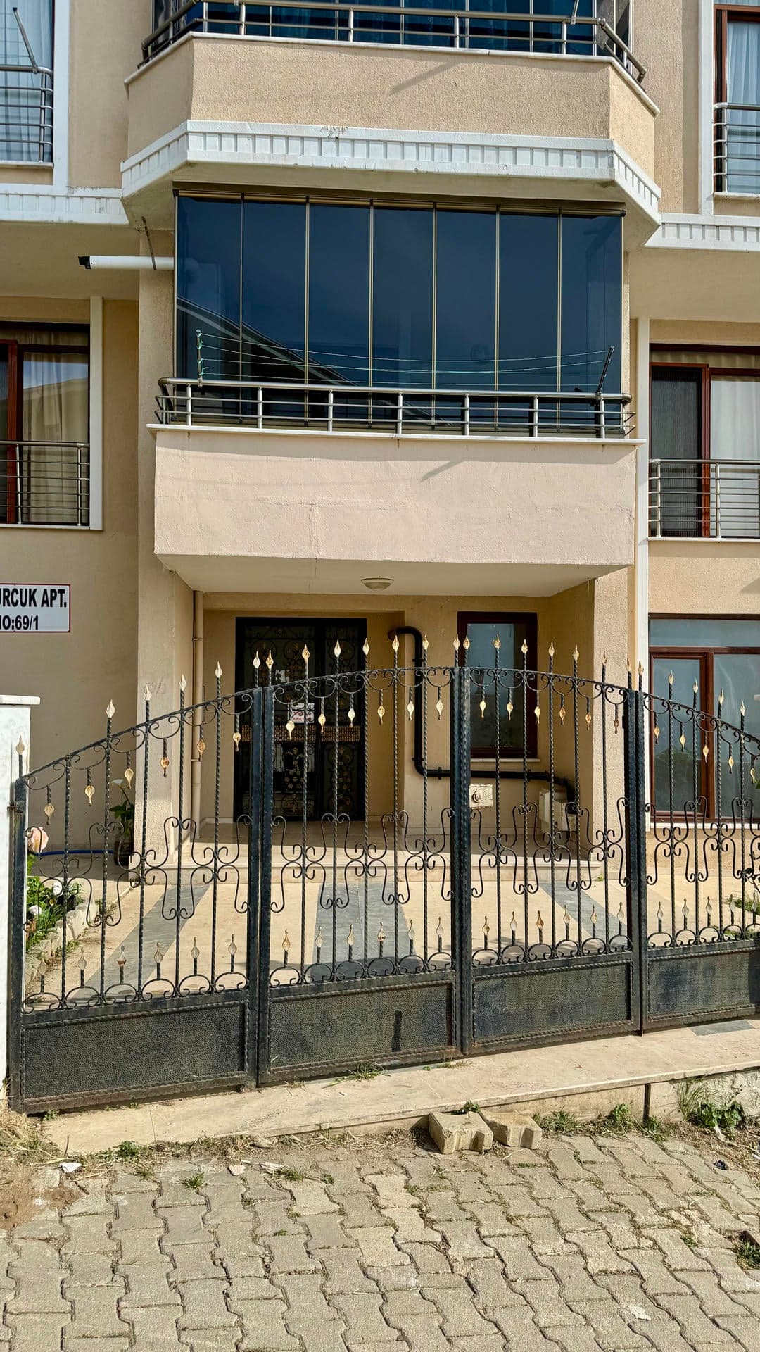 Esenköy’de Deniz, Doğa ve Köy Manzaralı Asansörlü 3+1 Daire
