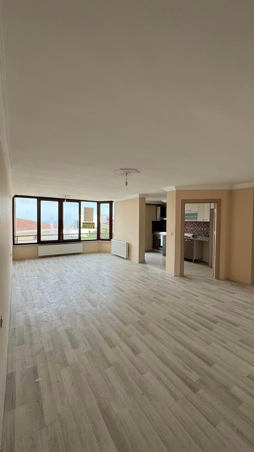 Esenköy’de Deniz, Doğa ve Köy Manzaralı Asansörlü 3+1 Daire