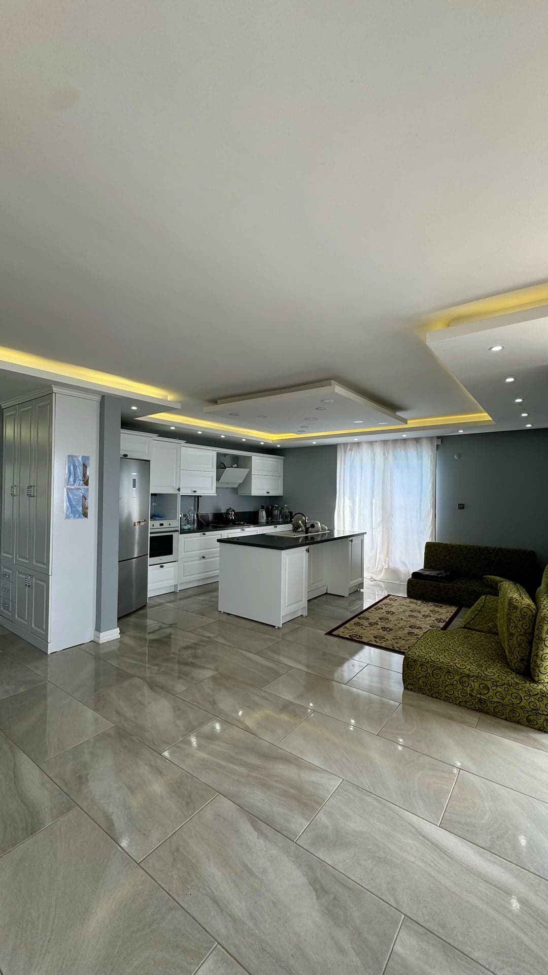 Esenköy Çeşme Mevkiinde 285 m² Havuzlu Saunalı Asansörlü Villa