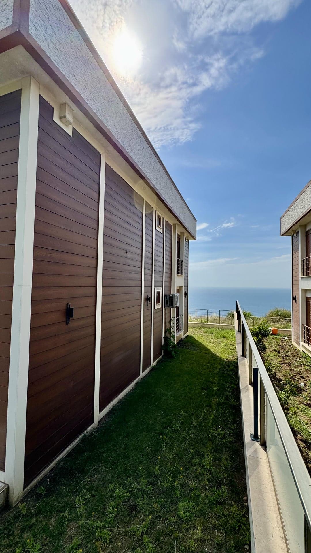 Esenköy Çeşme Mevkiinde 285 m² Havuzlu Saunalı Asansörlü Villa