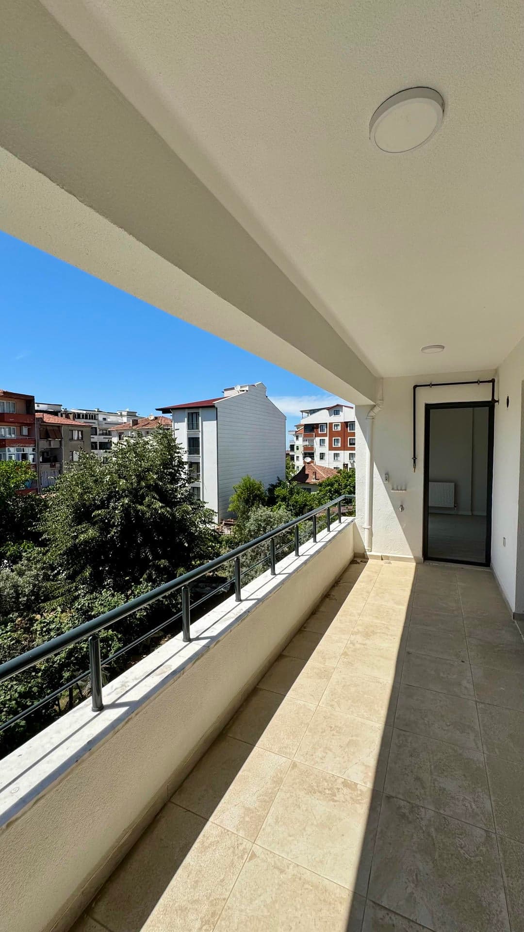 Esenköy Merkezde 90 m² Asansörlü Çift Balkonlu 2+1 Daire