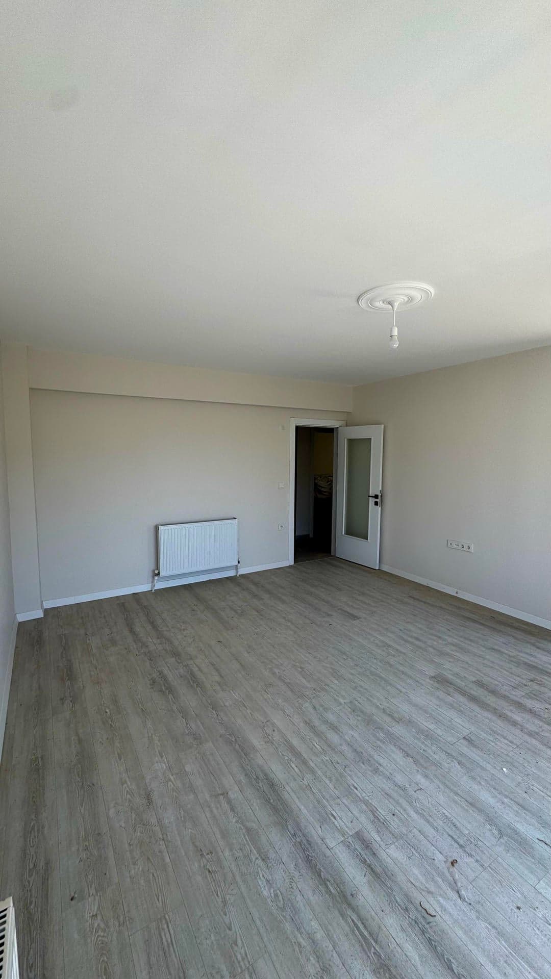 Esenköy Merkezde 90 m² Asansörlü Çift Balkonlu 2+1 Daire